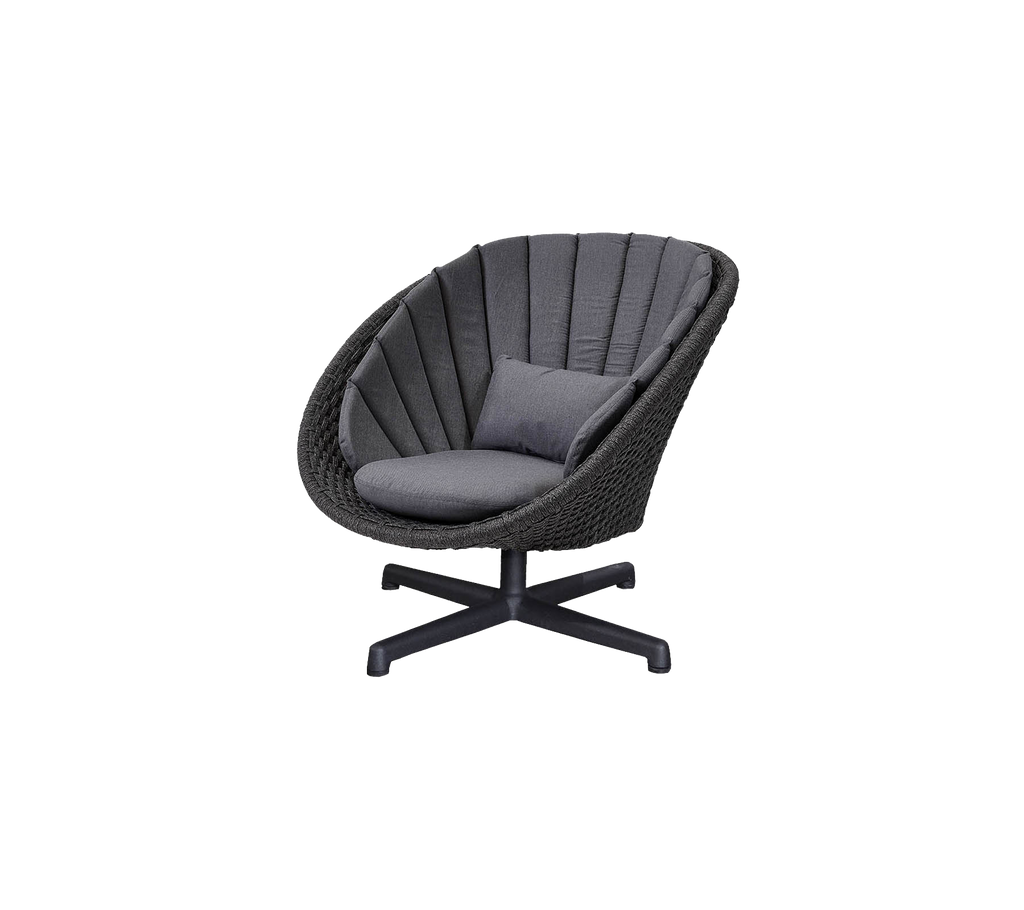 Peacock lounge chair w/swivel aluminium base