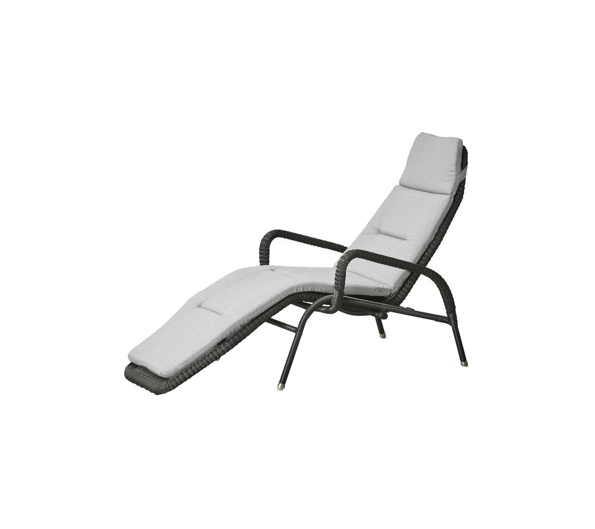 Comfortable lounge chair with a sleek design, featuring a padded seat and backrest for relaxation. Ideal for leisure time.