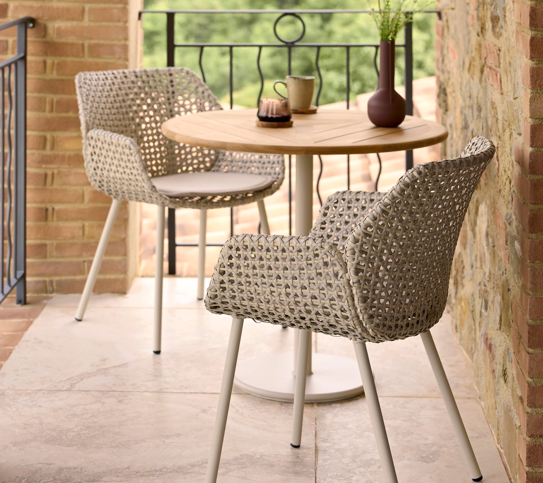 Cane-line Vibe chair Scandinavian outdoor furniture –